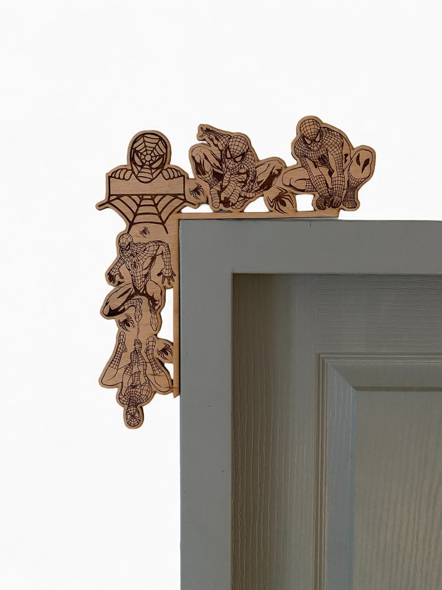 Décoration encadrement de porte personnalisé - Empreinte Créative