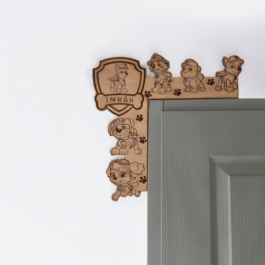 Décoration encadrement de porte personnalisé - Empreinte Créative