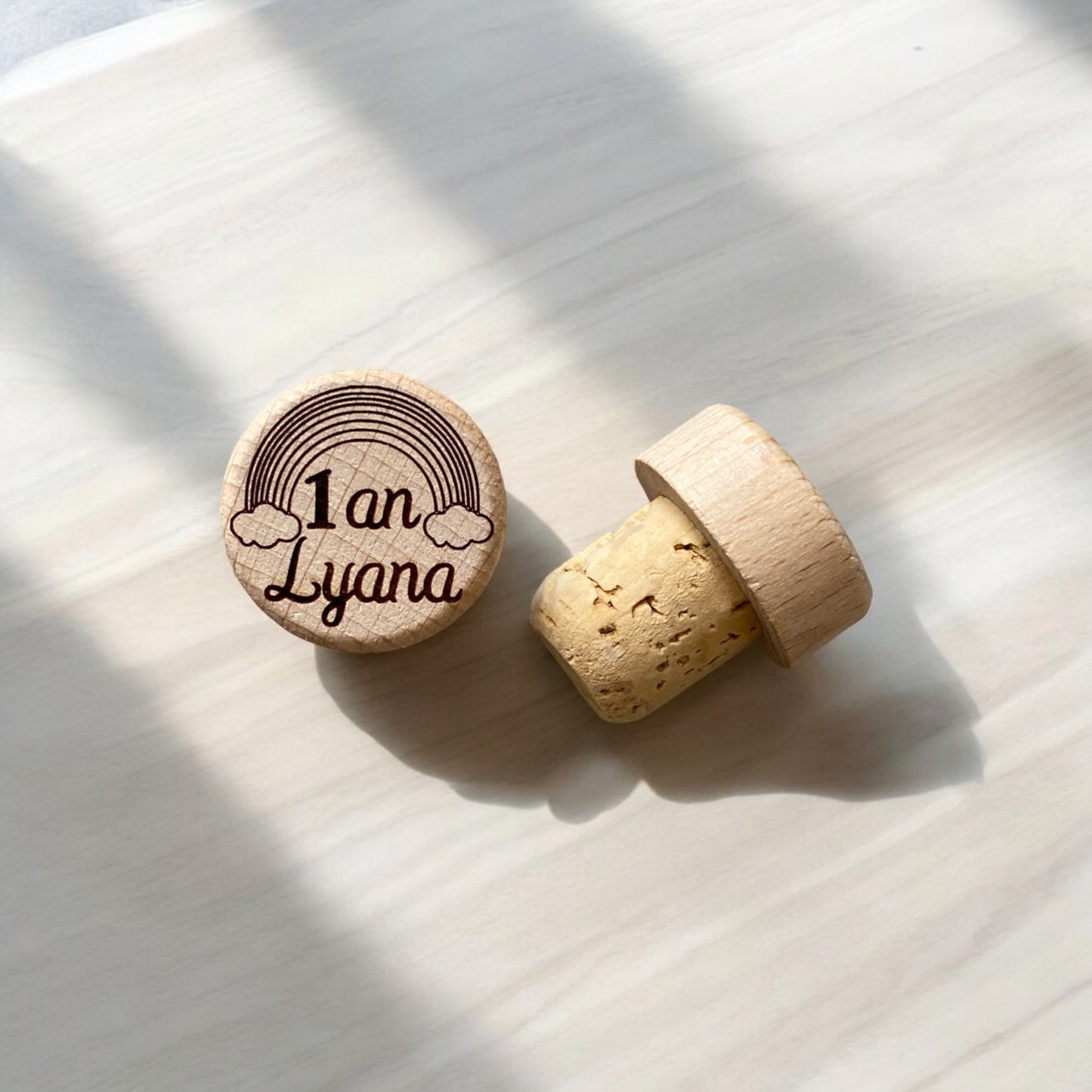 Bouchon en bois personnalisé - Empreinte Créative