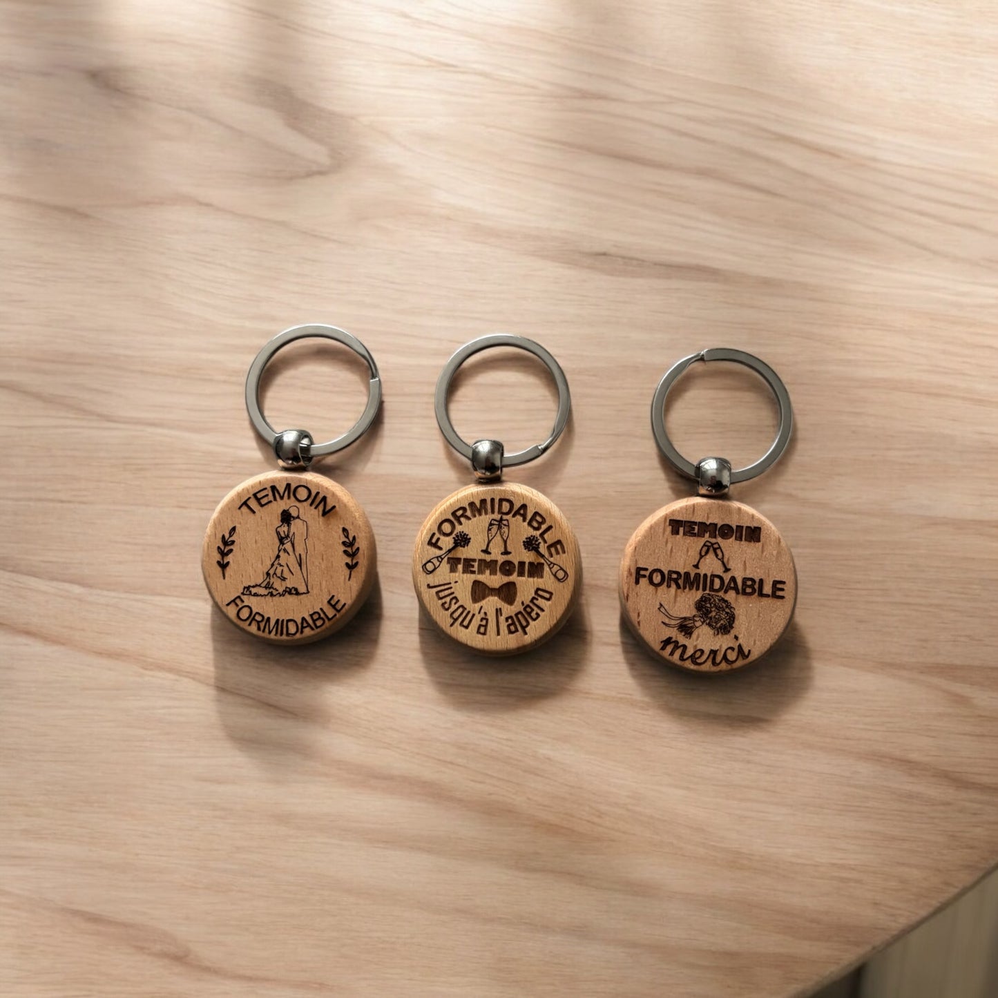 Porte clé en bois personnalisé cadeau invité mariage - Empreinte Créative